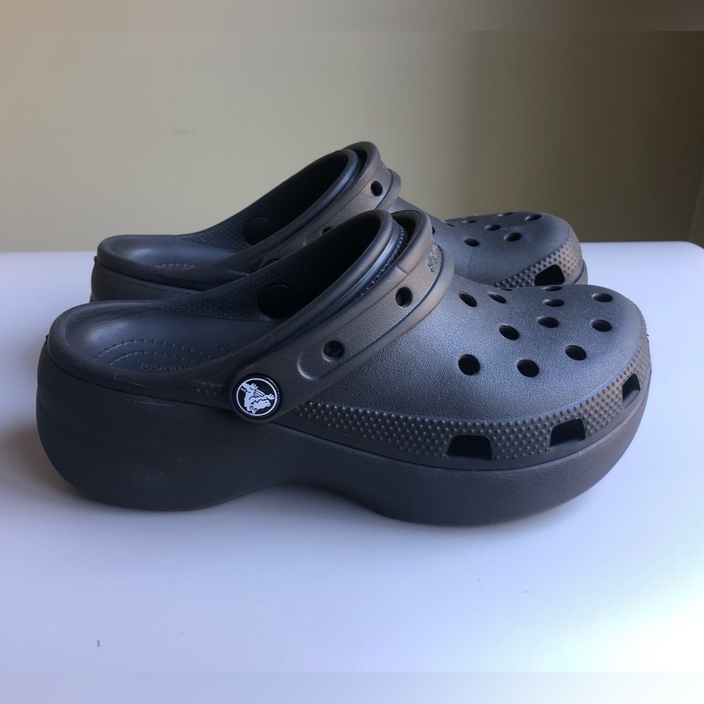 Crocs Platform Clog Women’s Black Size: US 6